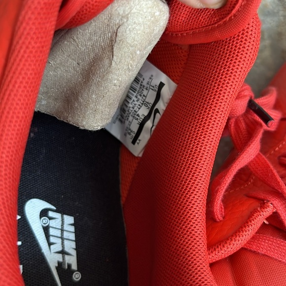 Nike Air Force Ones Low Utility Team Orange Size 11 NEW - Picture 15 of 16